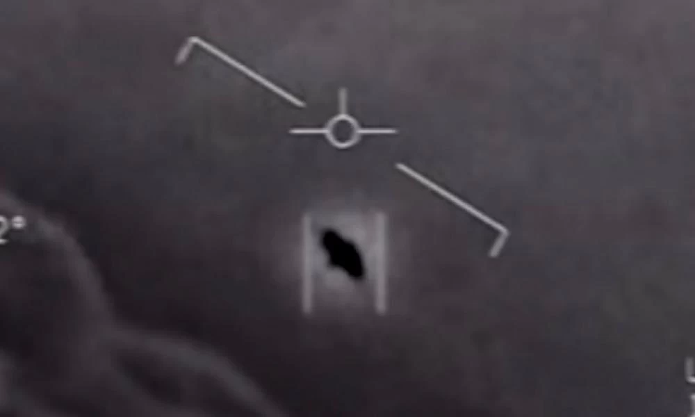 Αποτελούν απειλή τα UFOs; - Σχετική έκθεση του Πενταγώνου αναμένει το Κογκρέσο